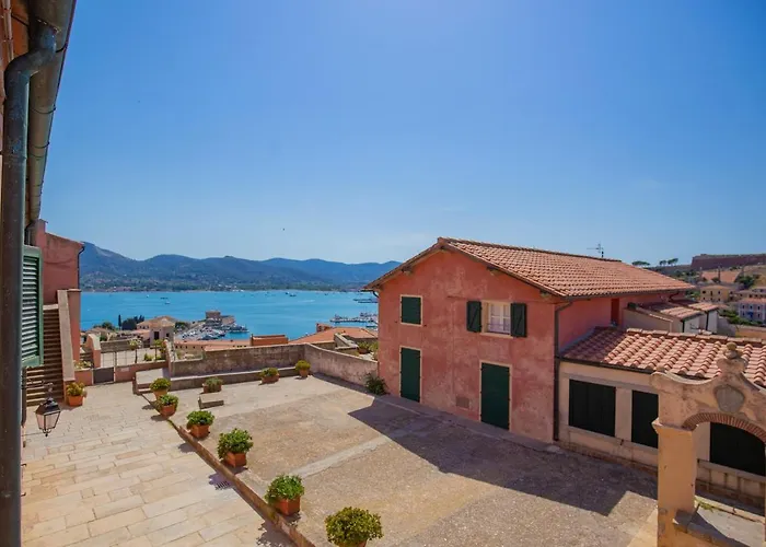 Helloelba Appartamento Il Faro
